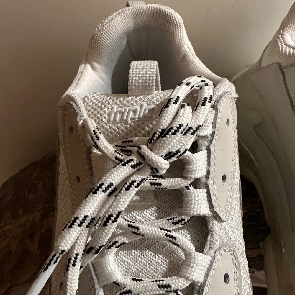 Balenciaga Triple S Sneakers - Picture 4 of 6